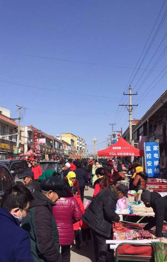 下面,请跟随我手中的相机走遍腊月看镇原孟坝,希望能洗去家乡父老乡亲