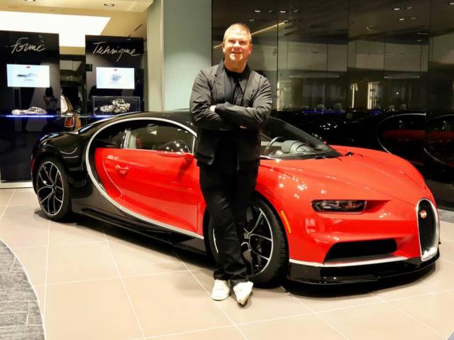 国内售价近4000万的布加迪说提就提!