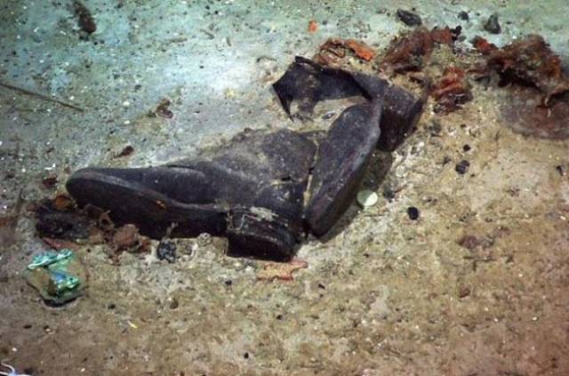 沉入海底的泰坦尼克号:船体锈迹斑斑,内部设施豪华