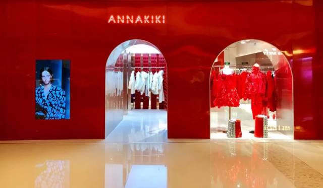 store | annakiki全新形象入驻重庆万象城