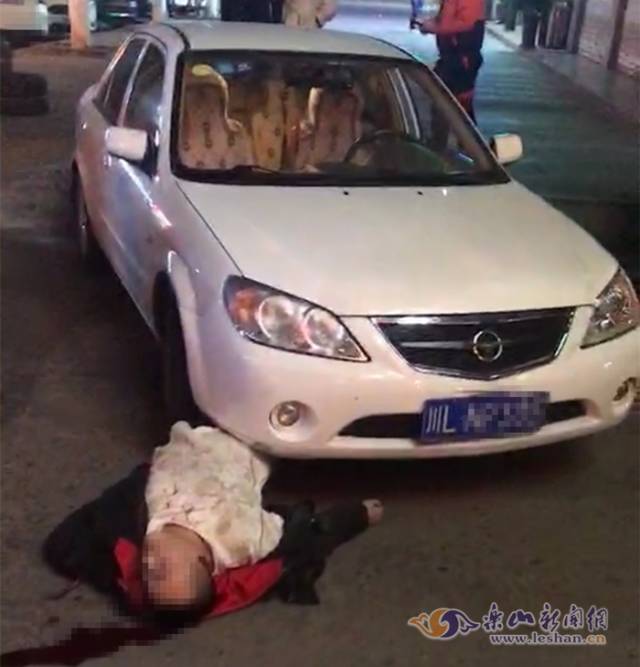 [乐山]发生离奇车祸 一男子驾车把自己碾死[图]