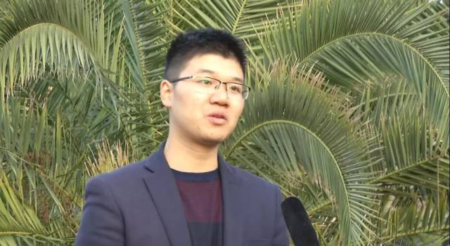 万载中学教师何彬