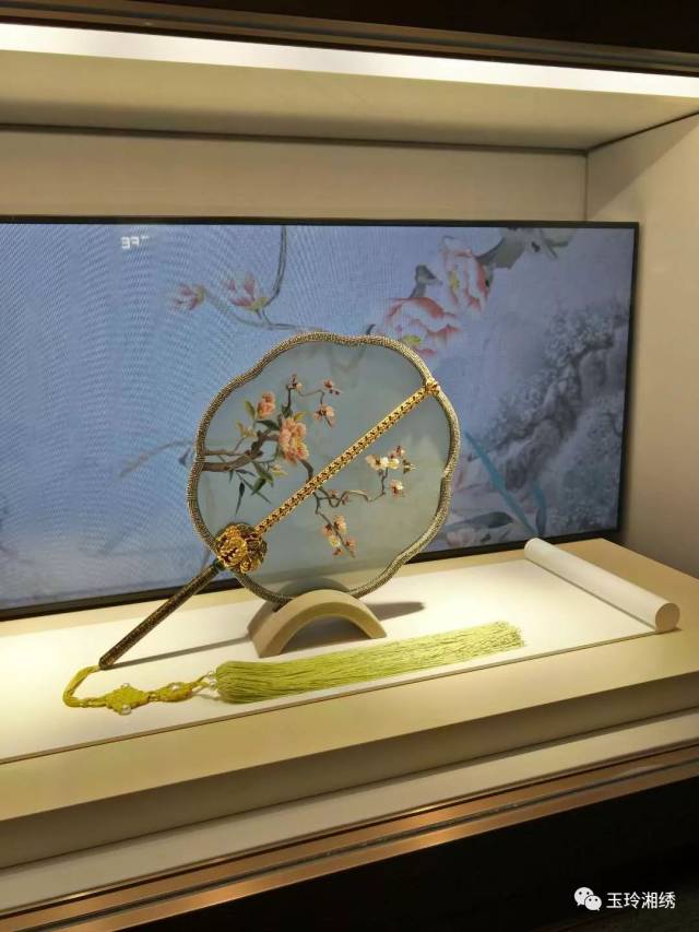 【玉玲湘绣】这个冬天,听说湘绣和珠宝更搭配