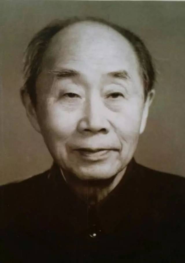 回顾历史 缅怀刘鼎校长