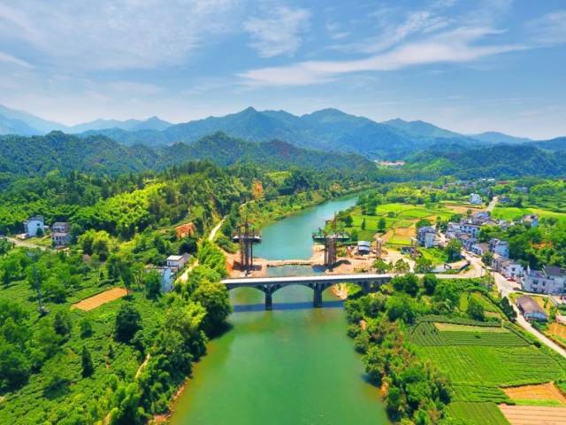 镜头下的月潭湖养眼又养心