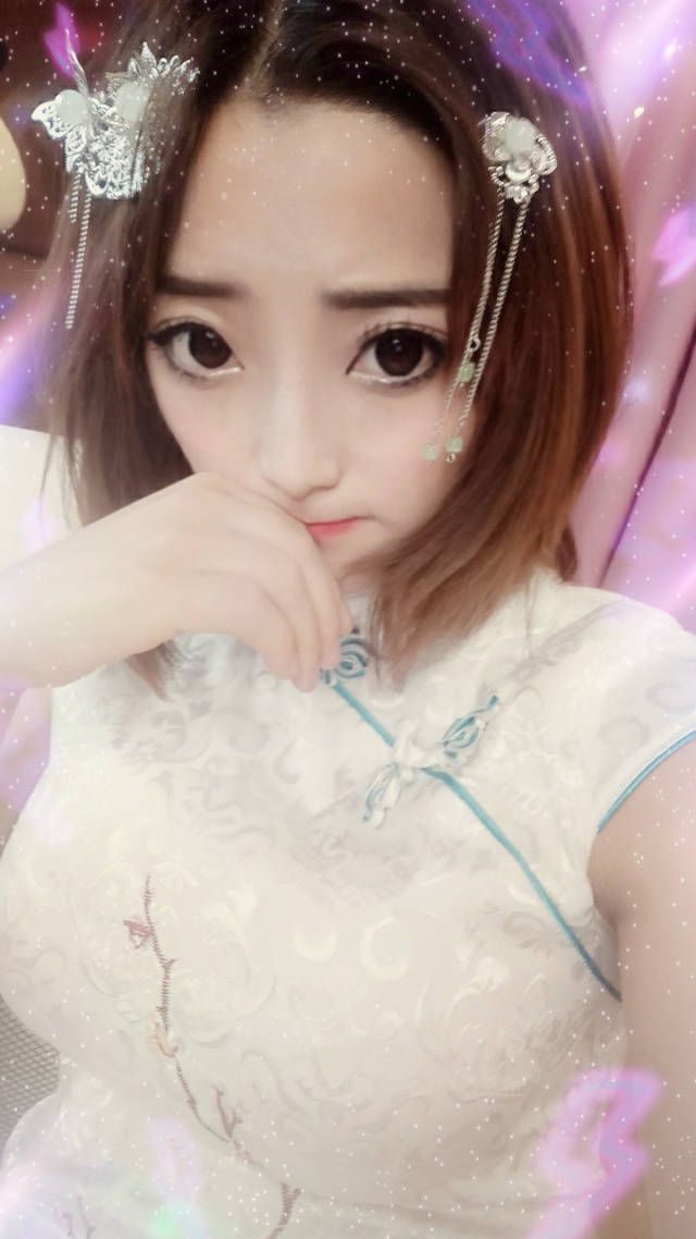 二次元网红主播阿依小狂蛇加盟上海girl偶像团体lovesjl女团