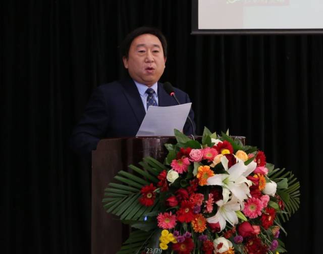 次工会会员代表大会在学术报告厅隆重召开,会议由副院长王忠德主持