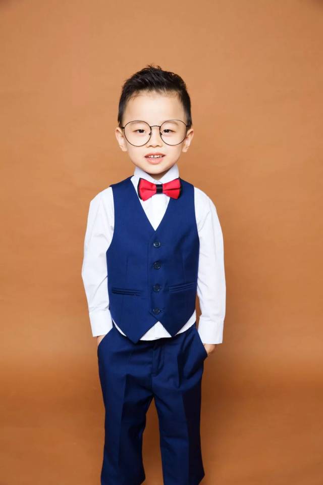 爱播小演员——王家豪