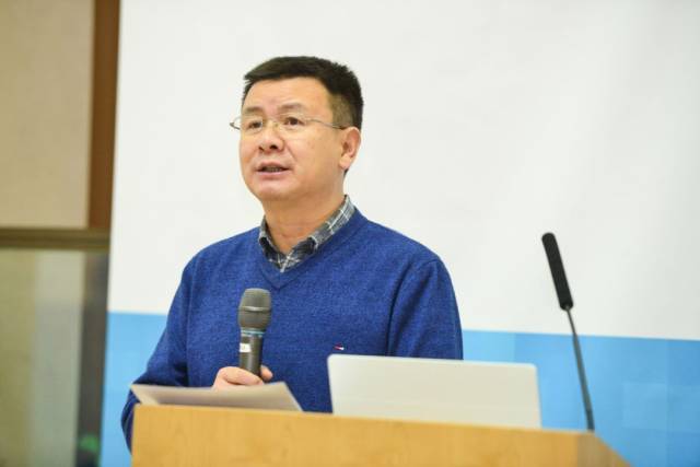 部长王周谊,腾讯集团高级副总裁马晓轶,中国文化娱乐行业协会会长刘