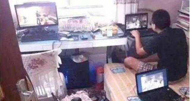 两初中生玩游戏被拒后翻墙离校:何为宽严有度