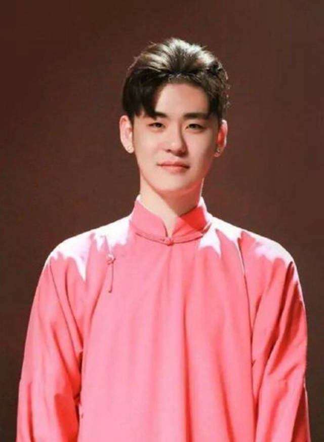 唱《探清水河》的张云雷,新单曲《毓贞》