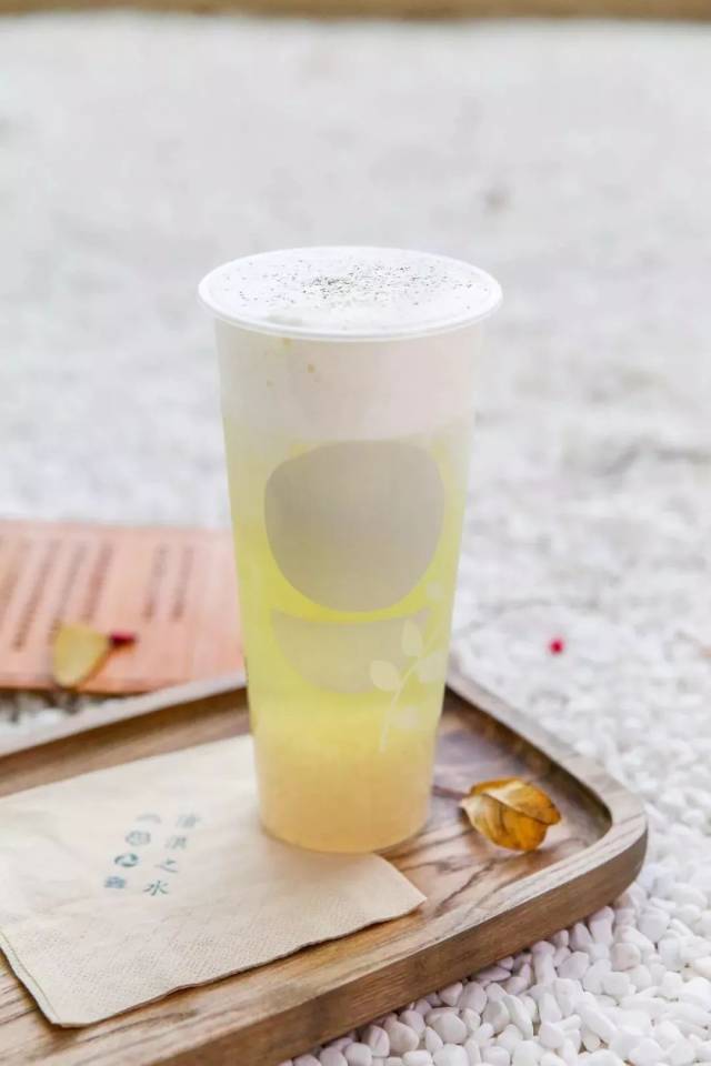 买就送招牌饮品 | 那些不靠谱的跨界,豆腐,辣椒做奶茶,偏偏距就成为