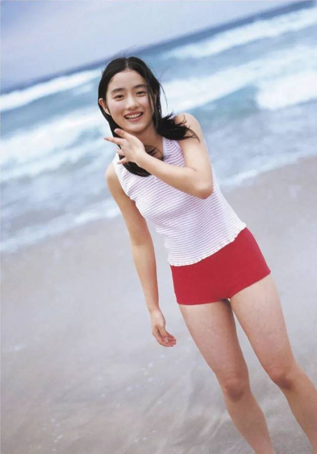 沦陷了!石原里美的写真好看到炸