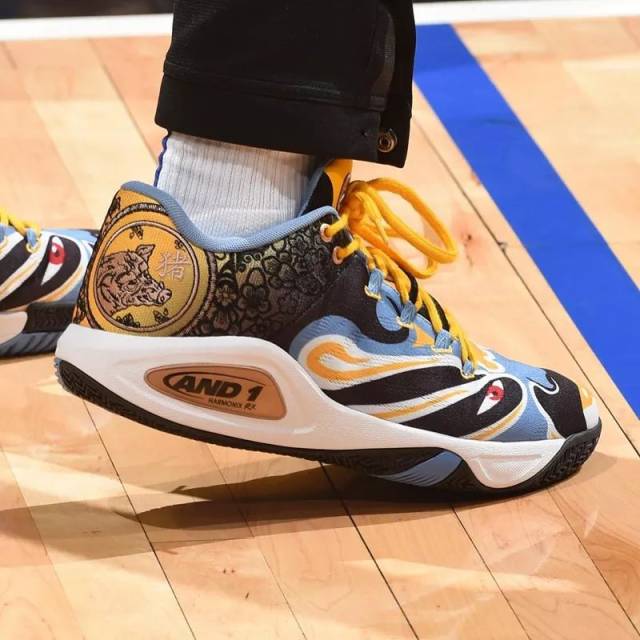 and1 也带来中国新年 cny 球鞋!这双京剧元素满意么?