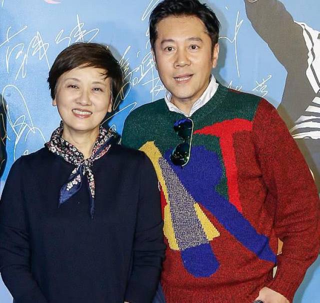 62岁邓婕近照