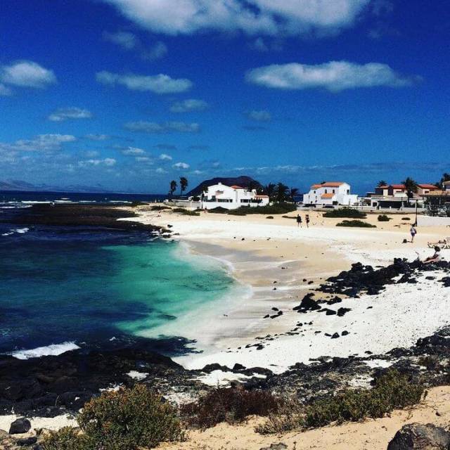 西班牙加那利群岛旅游攻略: 躺在爆谷上晒太阳