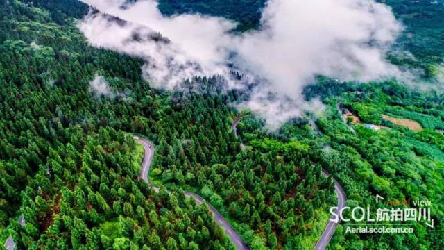 玉屏山森林雲海 張銳紅 攝 字庫山風景 王勇 攝 茂縣中國古羌城 吳聃