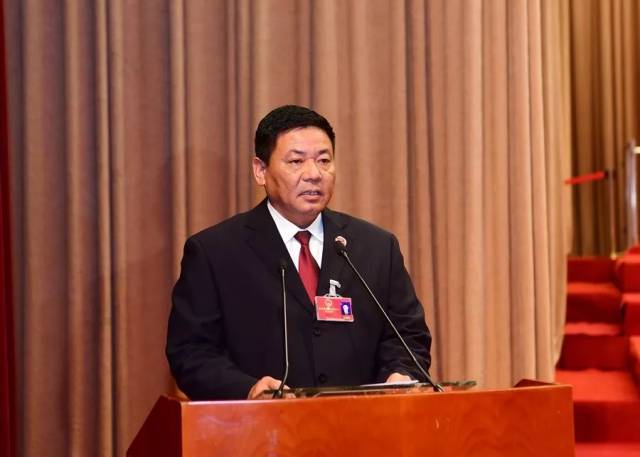 玉溪两会丨李洪云作市人大常委会工作报告