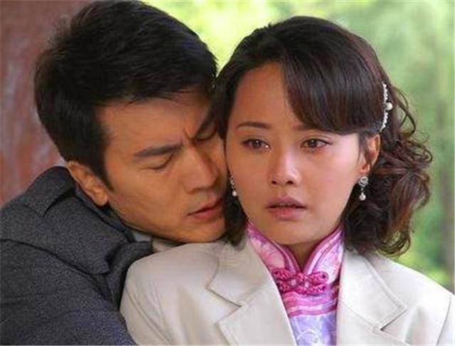 这剧是2008年播出的《宁为女人》,由马雅舒,黄文豪,杜薇等人主演,是一