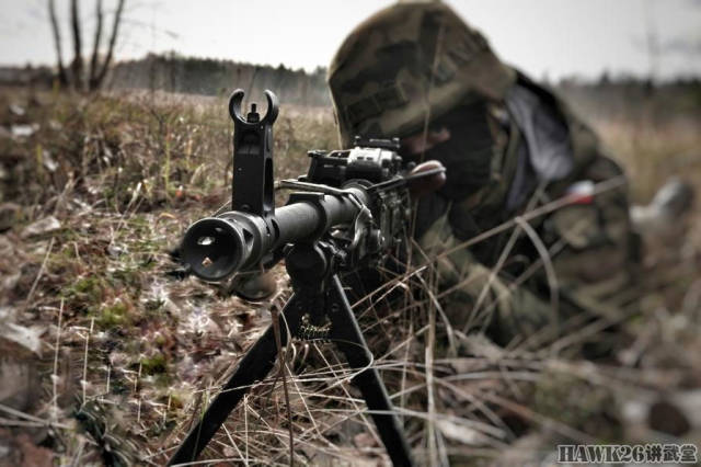 波兰陆军装备的ukm-2000机枪,其实就是发射北约7.