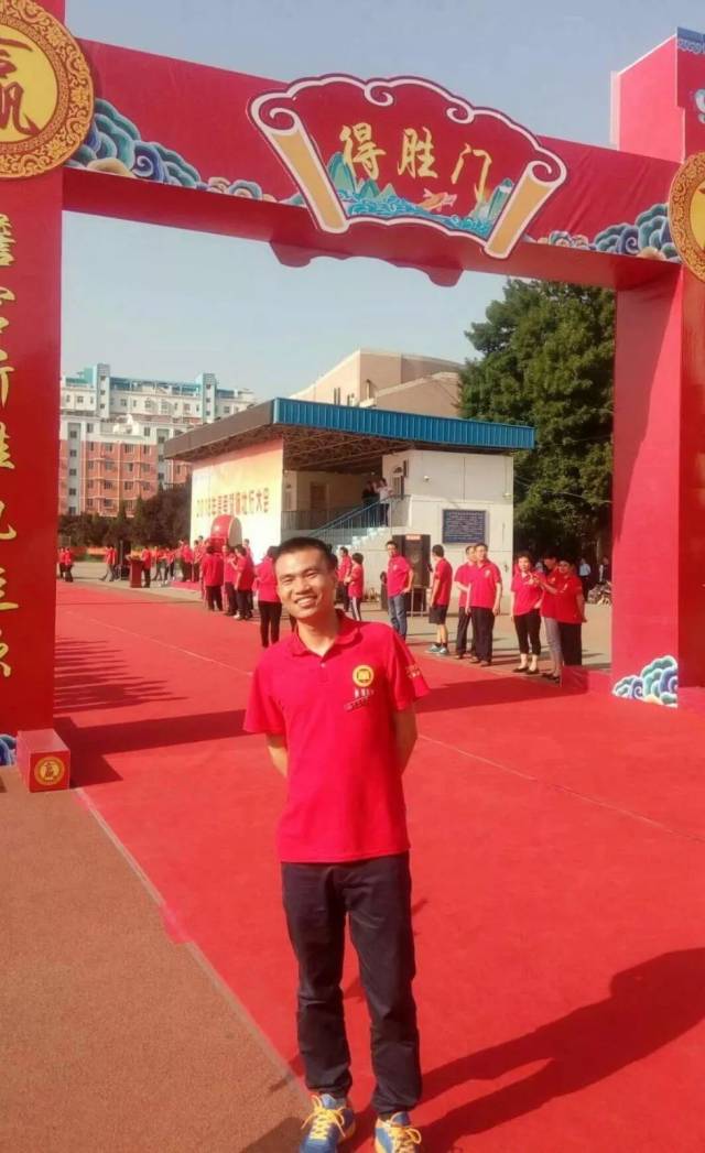 感动拳拳师生情共赴育人志高一年级王达忠马建涛老师