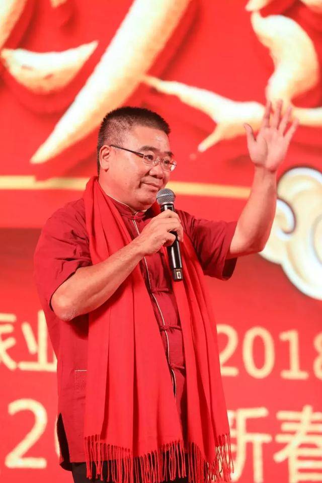 邀请天恒集团总裁张学薇和董事长邢增平对2019年的年会做个简短的致辞