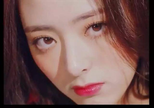 原创jyp新女团itzy风格大受好评,成员曾是sm家练习生!