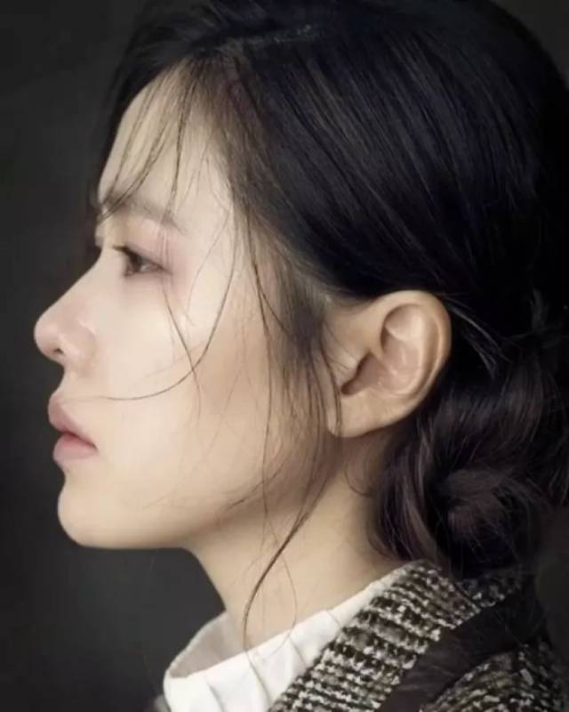 这是跟前女友宋慧乔较劲呢?