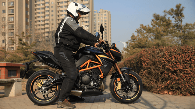 光阳玩跨界，搭载川崎动力的K RIDER400配置怎么样？_搜狐网