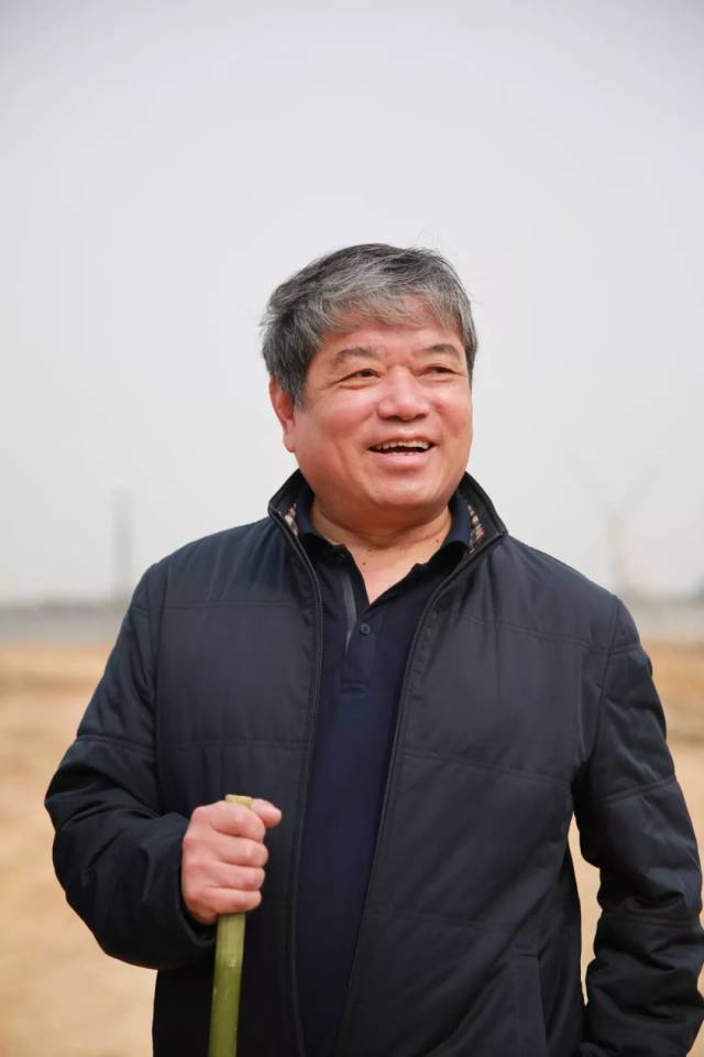 【人物】童锦泉丨用真诚换真诚的追梦人