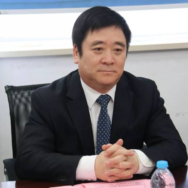 医院孙颖浩院士工作站签约授牌仪式在美丽的黄浦江畔上海长海医院举行