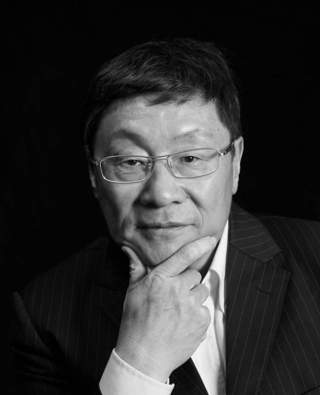 绝对艺术刘钢做独特品味的收藏家
