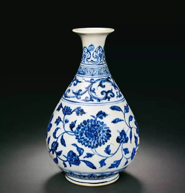 明代瓷器比金贵:看看2018拍卖年鉴