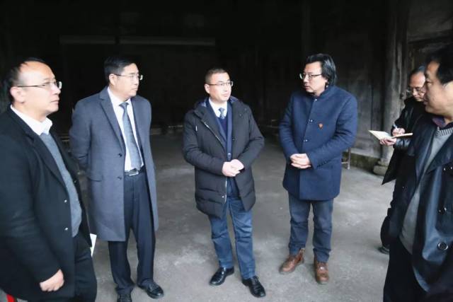 领导调研县领导调研雷畅故居名人文化