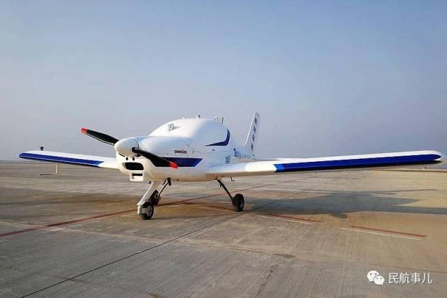 国产sa60u固定翼无人机首飞成功
