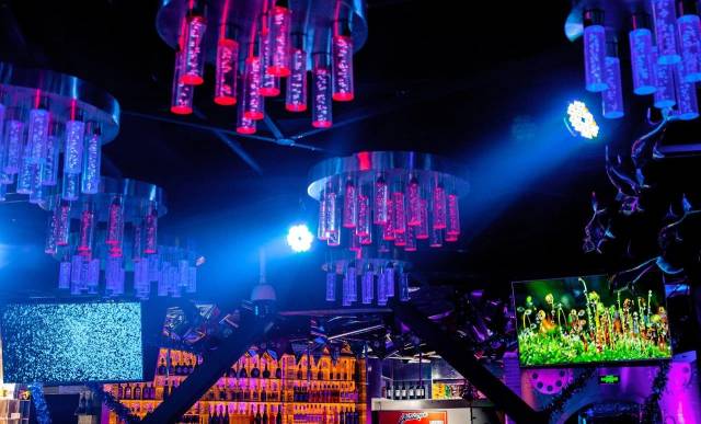 保定这家私藏网红酒吧,没人带路你都找不到!