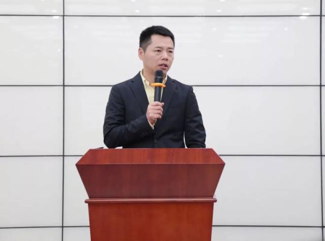 佛山格力总经理鲁周刚先生