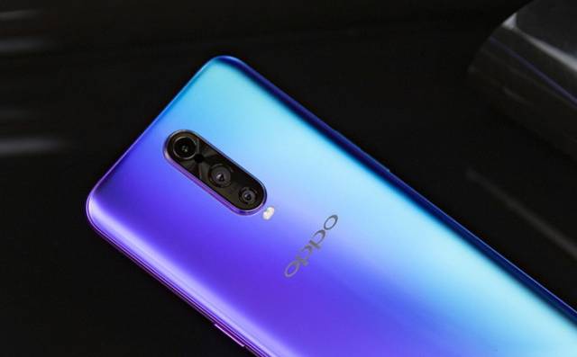oppo r19部分配置曝光,采用骁龙720和可升降镜头设计_手机搜狐网