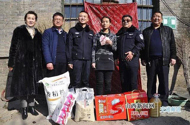 洪洞交警深入明姜镇后河头村开展春节慰问
