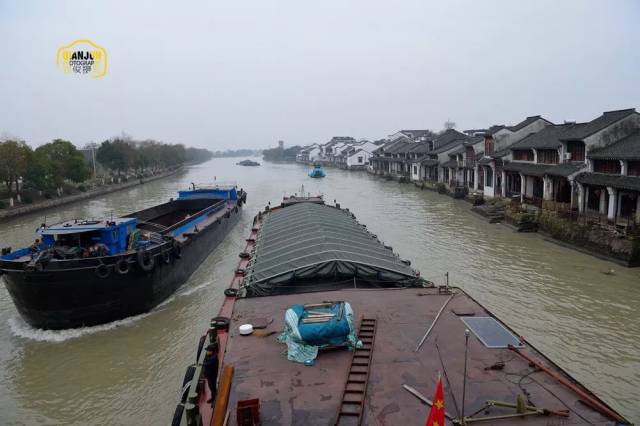 钱俊荻港古村运河依旧繁忙辉煌已然远去
