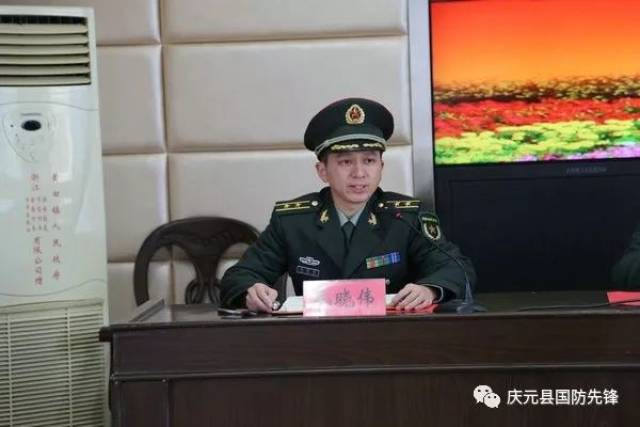 张副司令员作指示