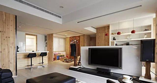 客厅电视背景墙做矮墙隔断?先看看这些设计