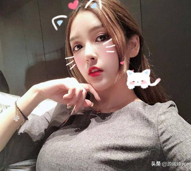 lol主播rita晒素颜美照,网友并不买账,原因在这里!