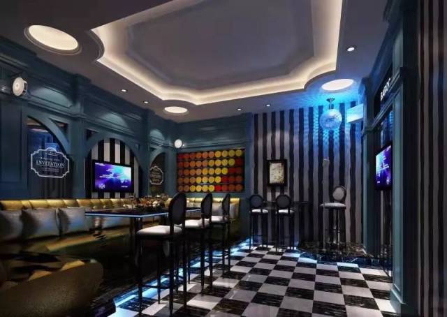 精品k歌聚场 里面的包间更是大有乾坤哦 睁大你的眼睛~ 多种风格的k房