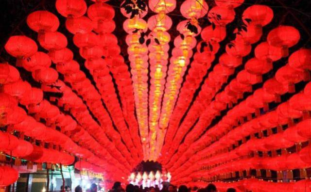 洛阳庙会大盘点!除了隋唐植物园就数这里人最