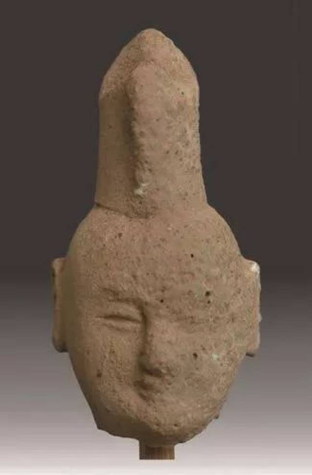 北魏洛阳永宁寺塔基遗址新出土的彩绘泥塑造像