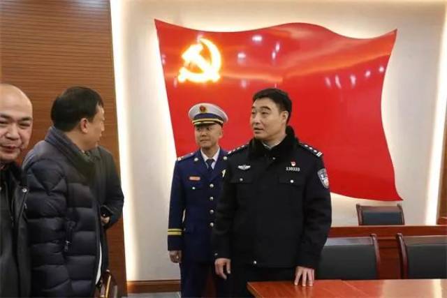 【冬季防火】冷水江市副市长,公安局局长肖海文率队开展春节前消防