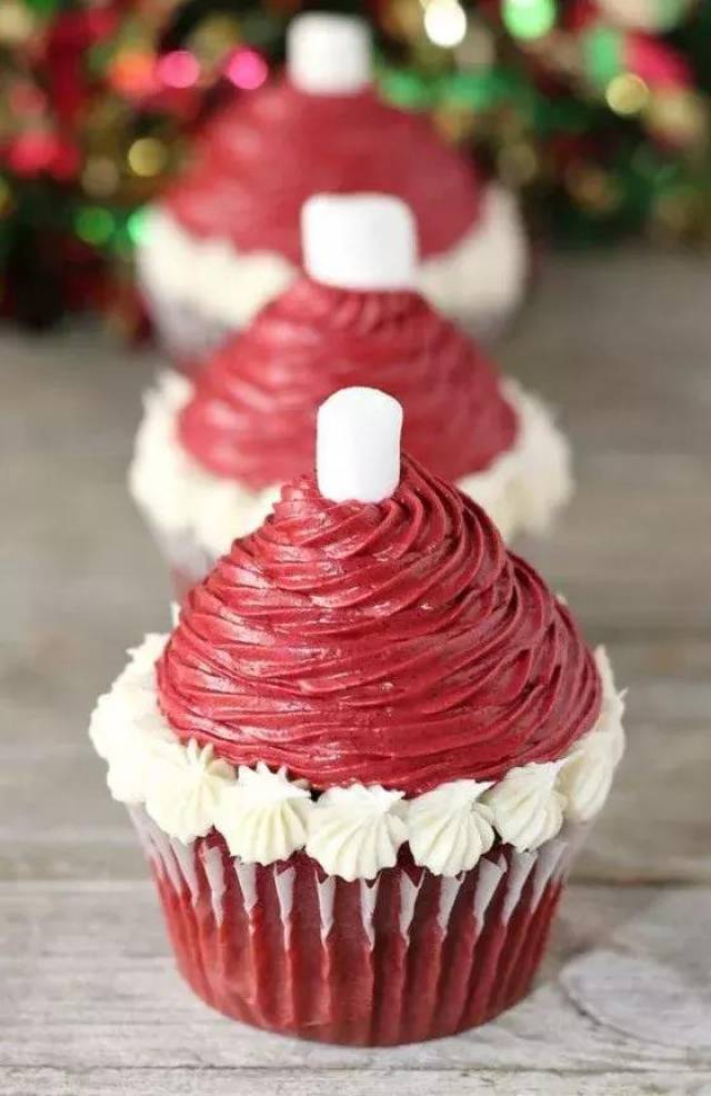 春节没有点中国红还算是过年吗回家的路上看看这些红当当的甜品吧