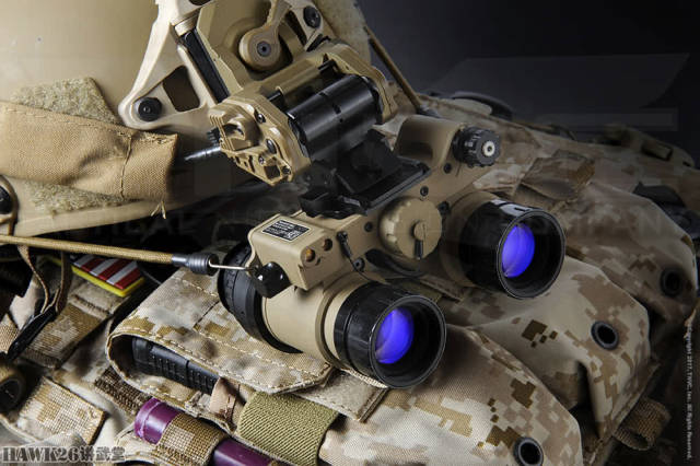 "帕拉丁"折叠双目夜视仪 低廉价格挑战pvs-31霸主地位