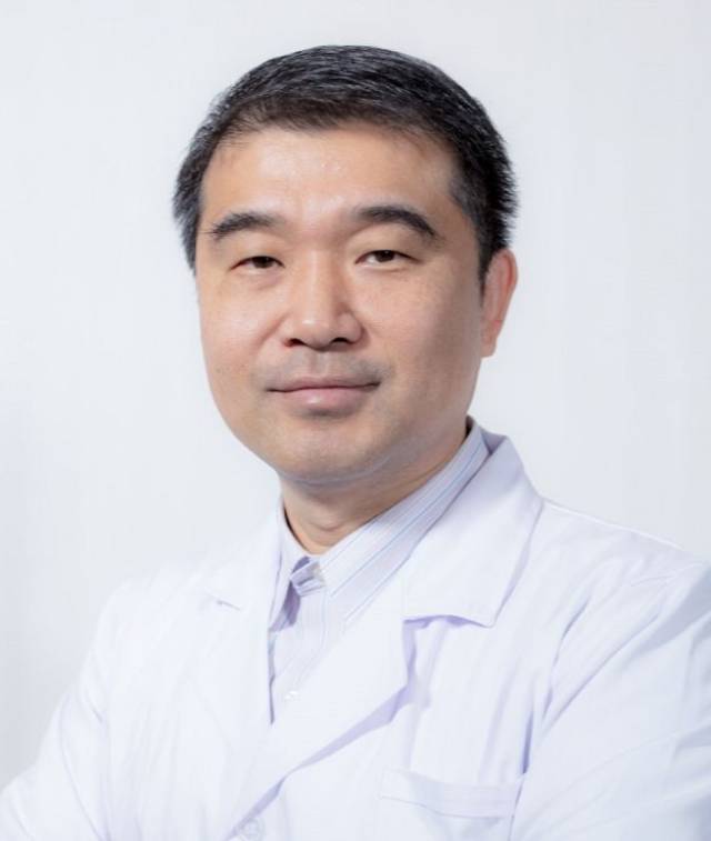 王东:首先肝脏是我们人体最大的一个实质性的器官